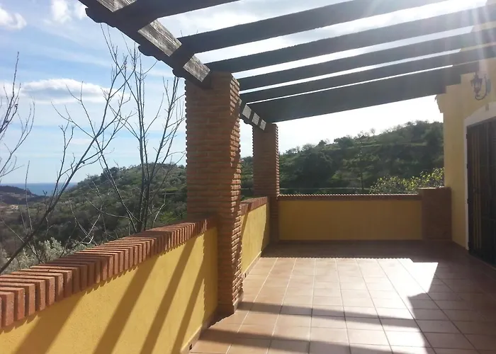 Cortijo Rural Gonzalez Lodge *